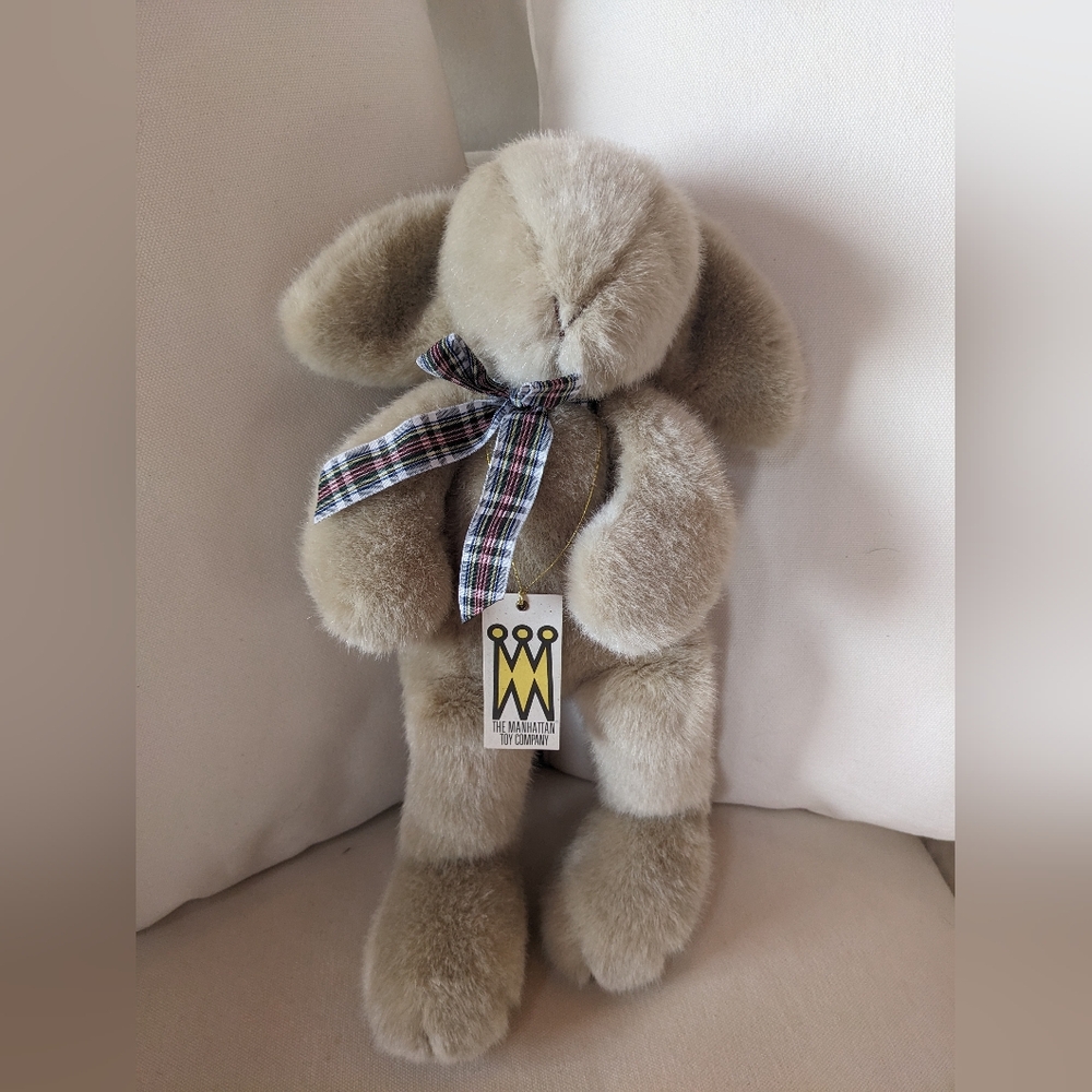 BNWT Vintage Manhatten Toy Company Bunny Rabbit